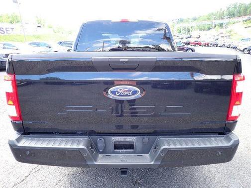 AGATE BLACK METALLIC 2022 Ford F-150 XL