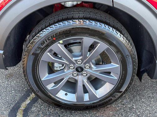 Ruby Red Metallic Tinted Clearcoat 2027 Ford Explorer Active