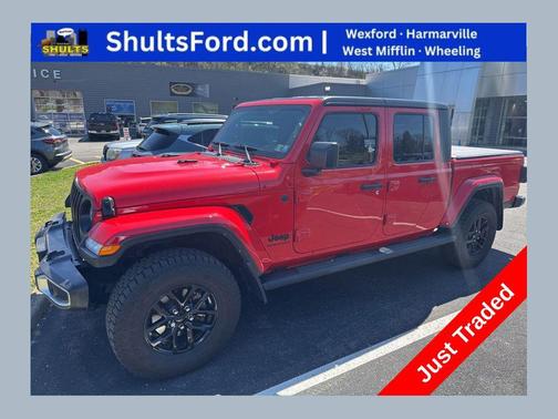 Firecracker Red Clearcoat 2023 Jeep Gladiator Sport S