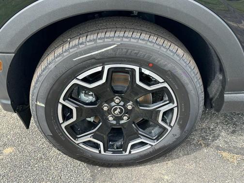 Shadow Black 2025 Ford Bronco Sport Outer Banks