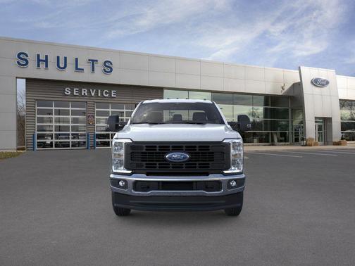OXFORD WHITE 2026 Ford F-250 XL