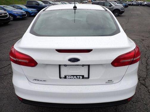 OXFORD WHITE 2018 Ford Focus ST Base