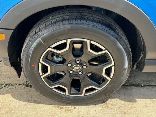 Blue Metallic 2026 Ford Bronco Sport Outer Banks