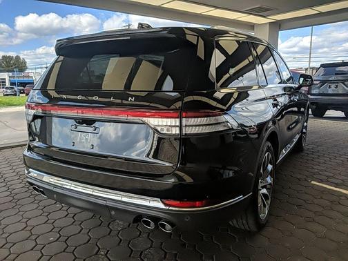 Black Metallic 2025 Lincoln Aviator Reserve AWD