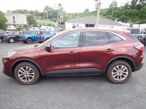 BRONZE FIRE 2021 Ford Escape SE