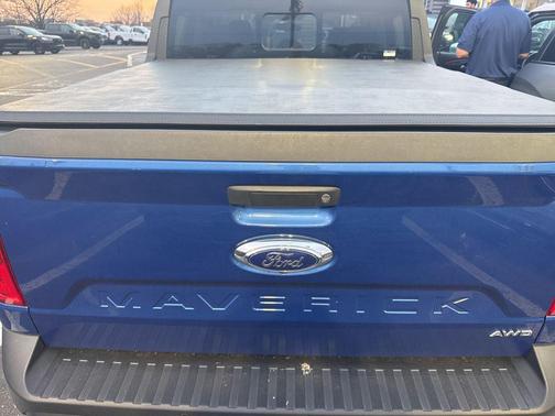 ATLAS BLUE METALLIC 2024 Ford Maverick Lariat