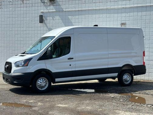 OXFORD WHITE 2026 Ford Transit-250 Base