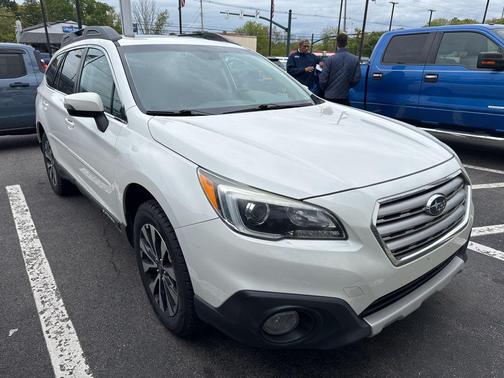 Crystal White Pearl 2016 Subaru Outback 2.5i Limited
