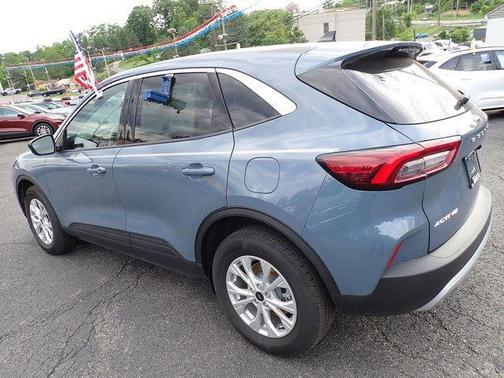 VAPOR BLUE METALLIC 2024 Ford Escape Active