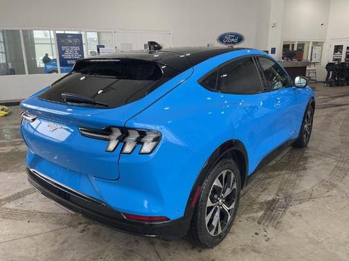 2022 Ford Mustang Mach-E PREMIUM