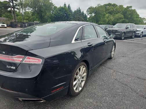 Tuxedo Black 2013 Lincoln MKZ Base