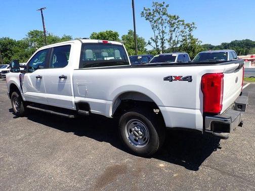 OXFORD WHITE 2023 Ford F-250 XL