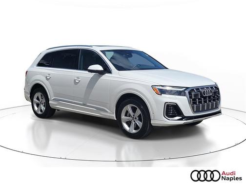 2025 Audi Q7 55 Premium
