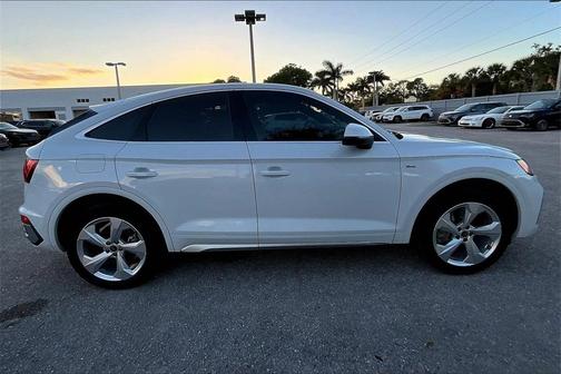 2024 Audi Q5 45 S line quattro Premium