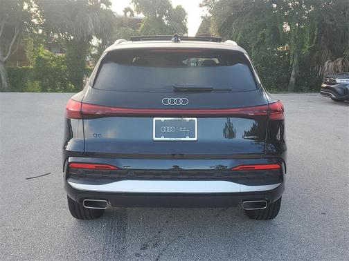 2025 Audi Q5 2.0T quattro Premium