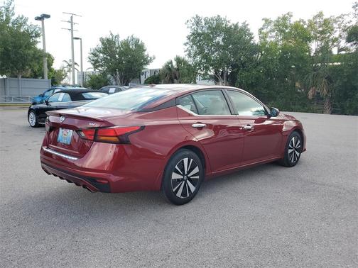 2021 Nissan Altima 2.5 SV