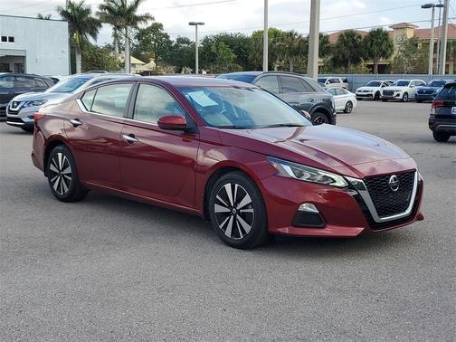 2021 Nissan Altima 2.5 SV