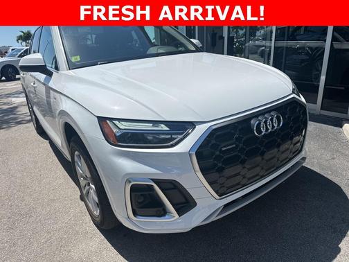 2022 Audi Q5 45 S line quattro Premium
