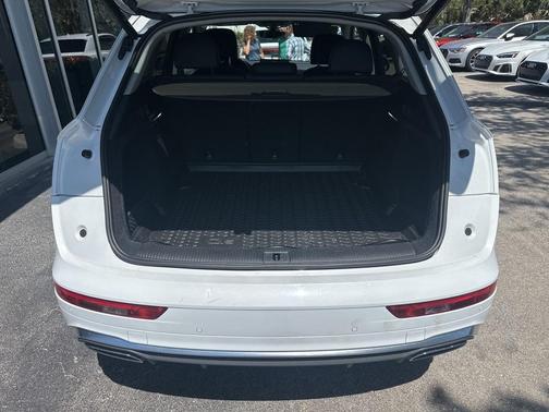 2022 Audi Q5 45 S line quattro Premium