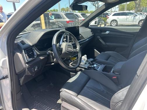 2022 Audi Q5 45 S line Premium Plus