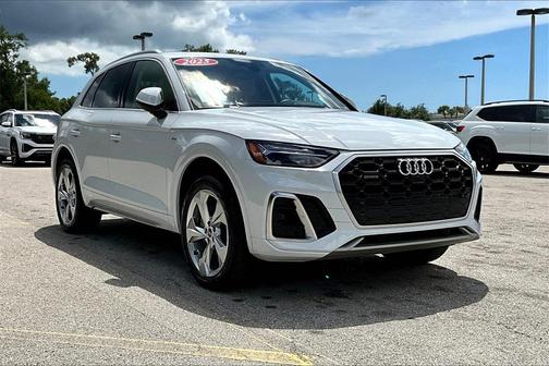 2025 Audi Q5 45 S line quattro Premium