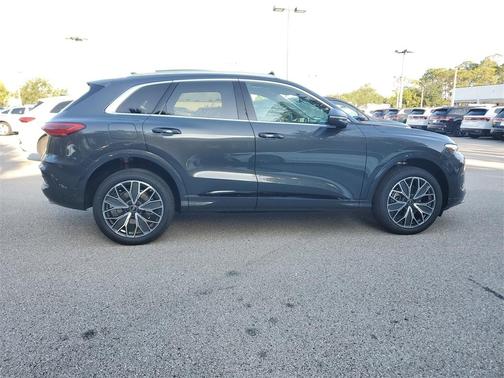 2025 Audi Q5 2.0T quattro Premium