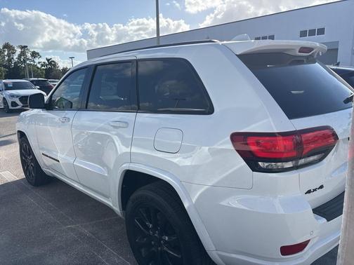 2021 Jeep Grand Cherokee Laredo X