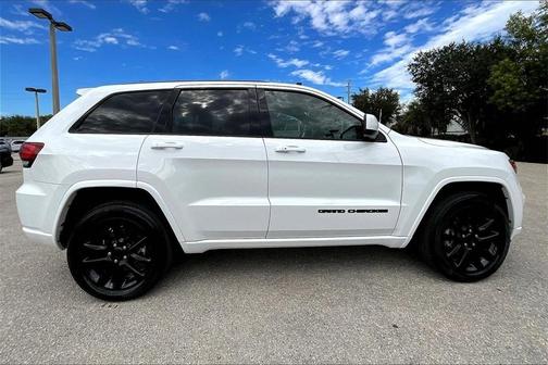 2021 Jeep Grand Cherokee Laredo X