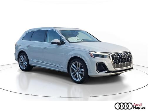 2025 Audi Q7 55 Premium