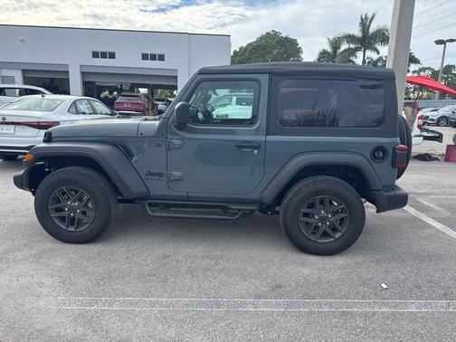 2025 Jeep Wrangler Sport