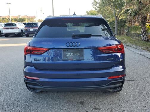 2025 Audi Q3 45 S line Premium