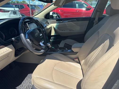 2018 Hyundai SONATA Limited