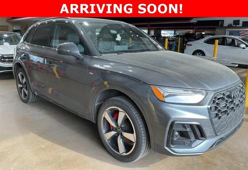 2024 Audi Q5 45 S line quattro Premium