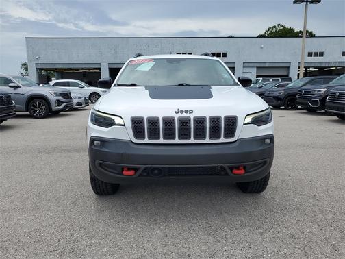 2022 Jeep Cherokee Trailhawk