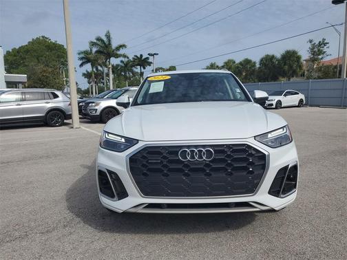 2024 Audi Q5 45 S line quattro Premium