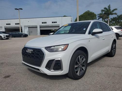 2024 Audi Q5 45 S line quattro Premium