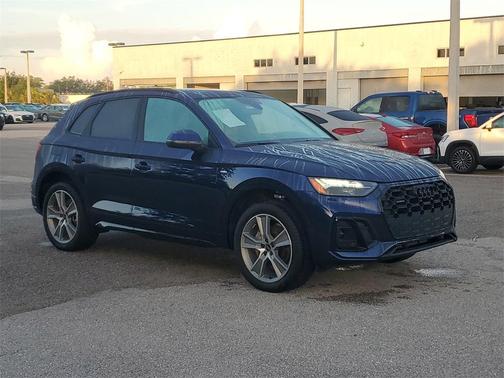 2025 Audi Q5 45 S line quattro Premium