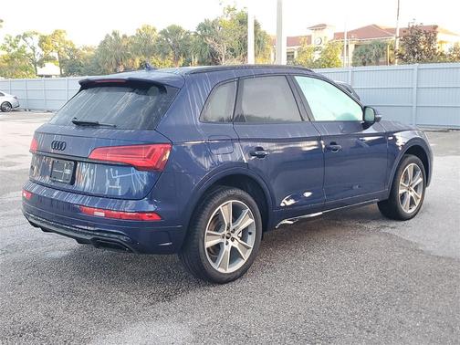 2025 Audi Q5 45 S line quattro Premium