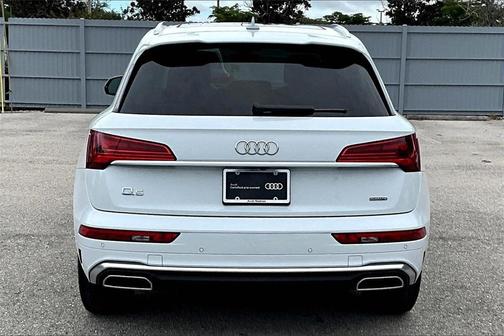 2023 Audi Q5 45 S line quattro Premium
