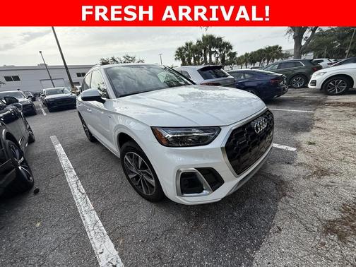 2023 Audi Q5 45 S line Premium Plus
