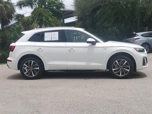 2023 Audi Q5 45 S line Premium Plus
