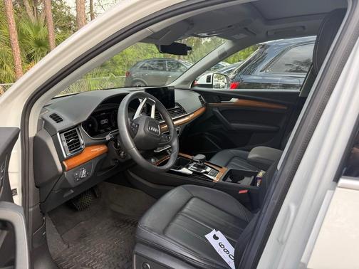 2023 Audi Q5 45 S line Premium Plus