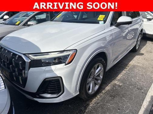 2025 Audi Q7 45 Premium Plus