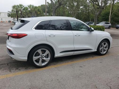 2025 Audi Q5 2.0T quattro Premium