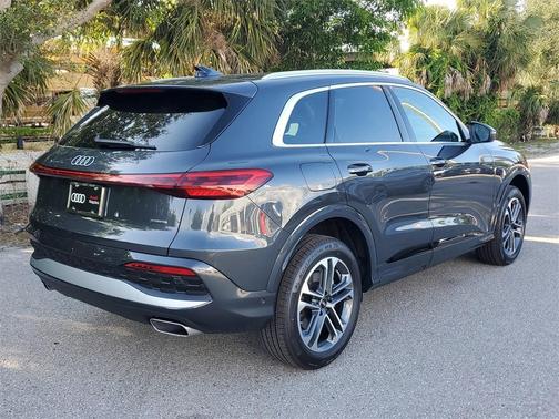 2025 Audi Q5 2.0T quattro Premium