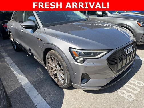 2021 Audi e-tron Prestige