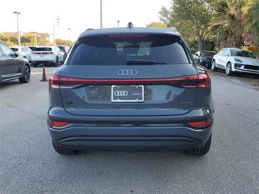 2025 Audi Q6 e-tron Premium
