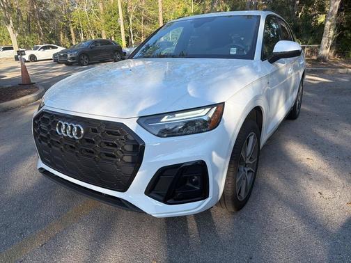 2025 Audi Q5 45 S line quattro Premium