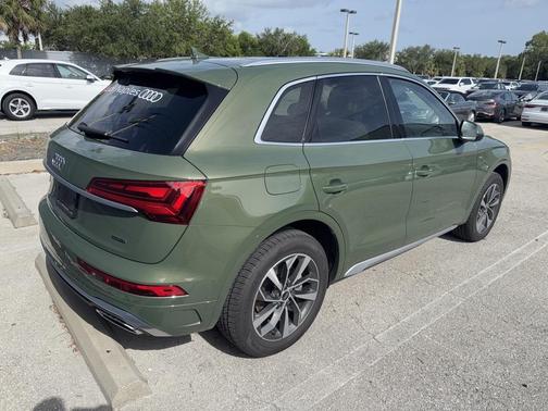 2025 Audi Q5 45 S line quattro Premium