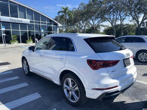 2021 Audi Q3 45 S line Premium